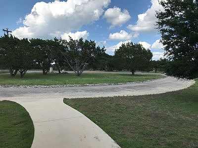 4th image of 1046 Spanish Oak Dr