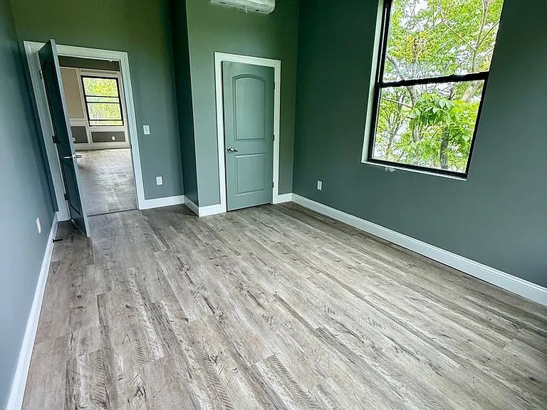 70 Webster St #211 — Photo 15