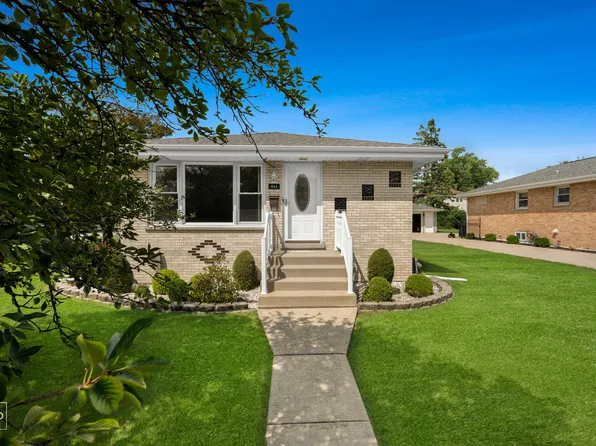 444 S Prospect Ave, Itasca, IL 60143
