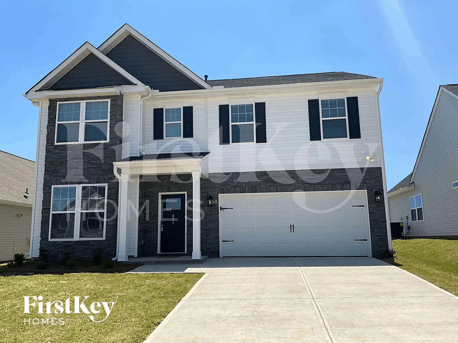 4 bed, 2.5 bath, 2481 sqft, $2,355 — Photo 1