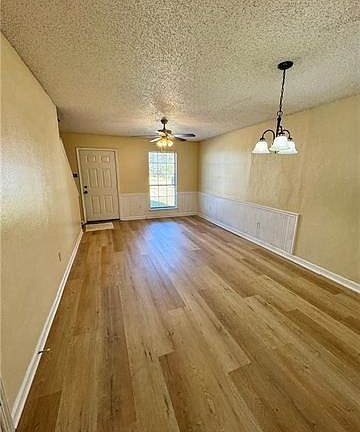 5th image of 14578 Honeysuckle Dr