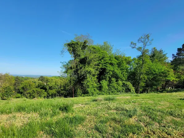 164 S Mission Ridge Dr, Rossville, GA 30741