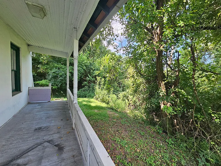 397 Gilmore St — Photo 20