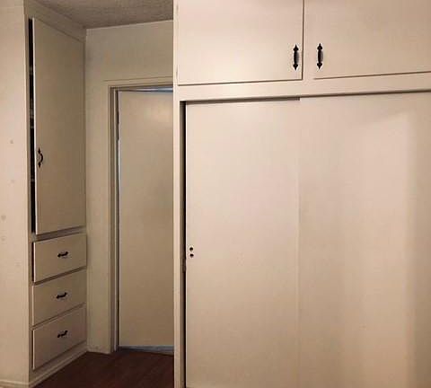 5th image of 513 S Catalina Ave