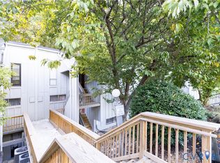 10404 Iron Mill Rd, North Chesterfield, VA 23235