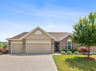 82 S Ridgewynd Ct, Lake Saint Louis, MO 63367