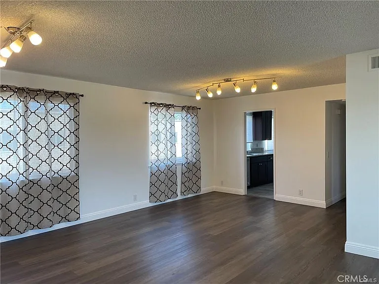 5770 Laguna Way #41 — Photo 2
