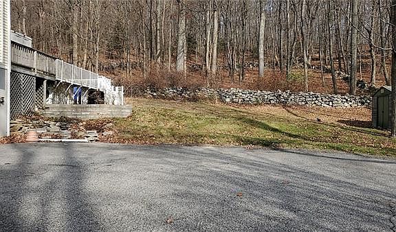 3rd image of 62 Mexico Ln