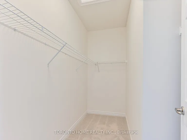 113 Mumbai Dr — Photo 27