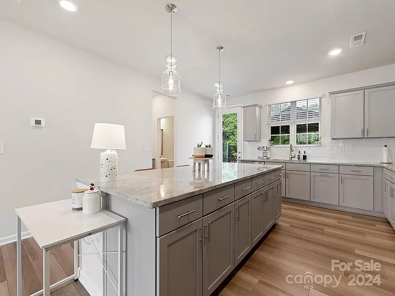 10118 Hemingway Pl — Photo 20