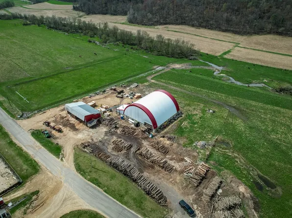 S6411 Eli Valley Rd, Loganville, WI 53943