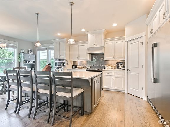 5th image of 17410 127th Avenue Ct E