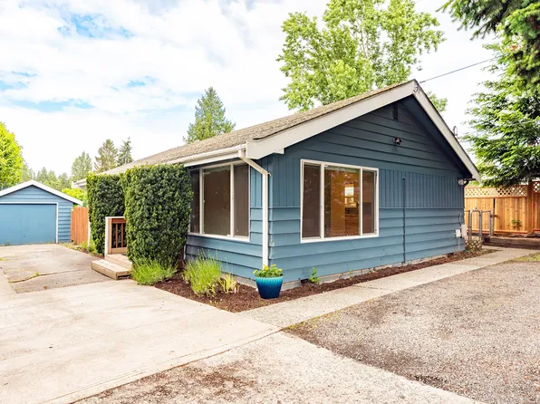 15517 15th Ave NE, Shoreline, WA 98155