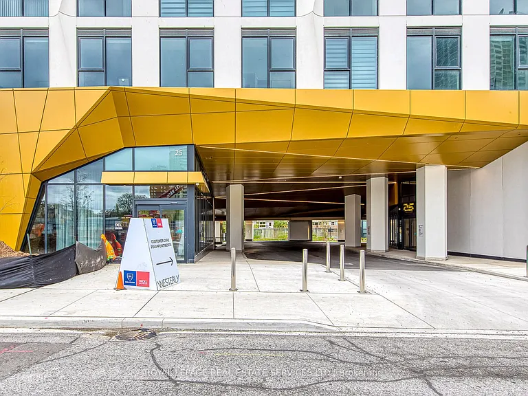 25 Cordova Ave #1809 — Photo 2