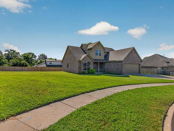 4th image of 1908 Barnett Ct