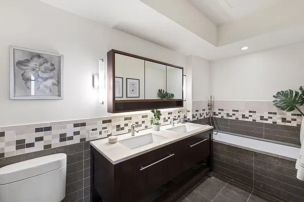 Sold by Compass | media 7