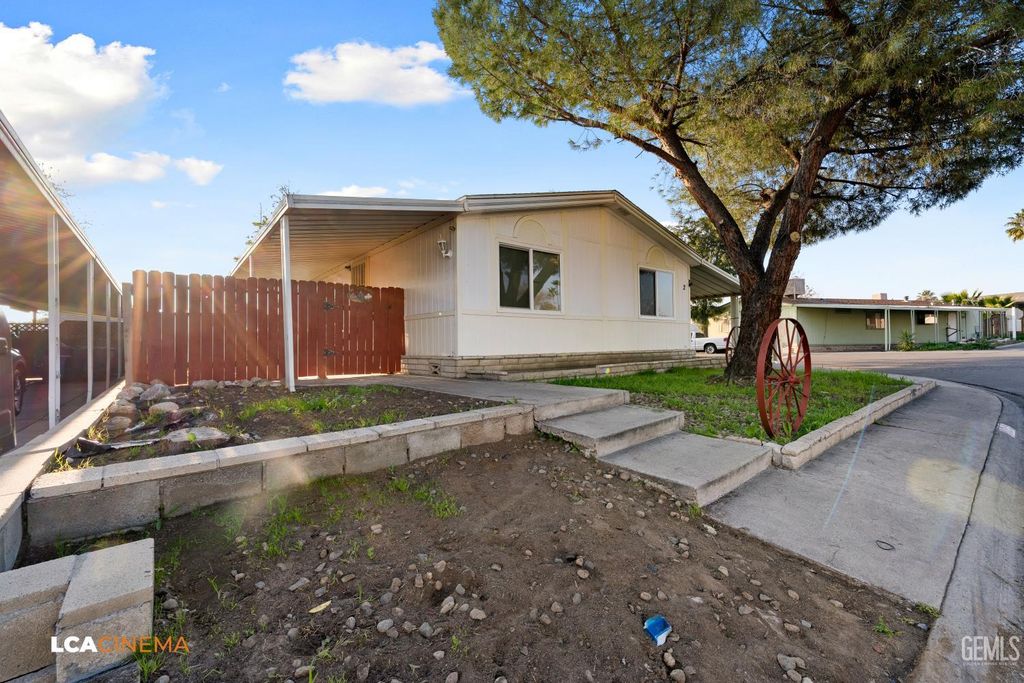 8536 Kern Canyon Rd Space 2, Bakersfield, CA - View 2
