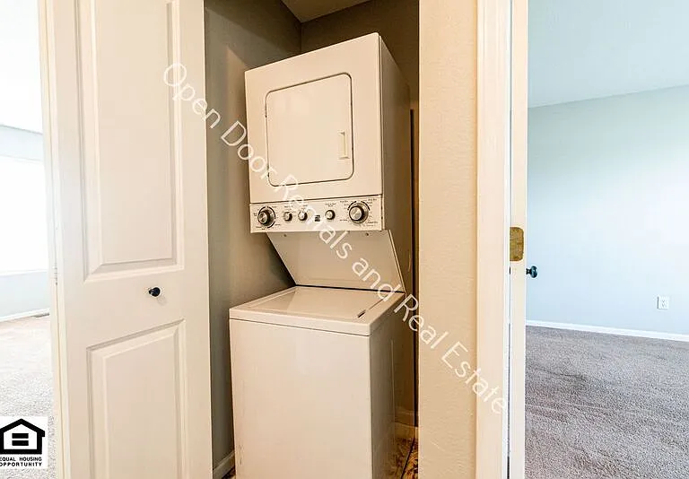 7723 E State Blvd — Photo 9