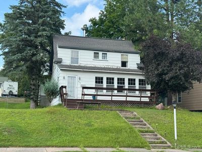 828 Cass Ave, Kingsford, MI, 49802