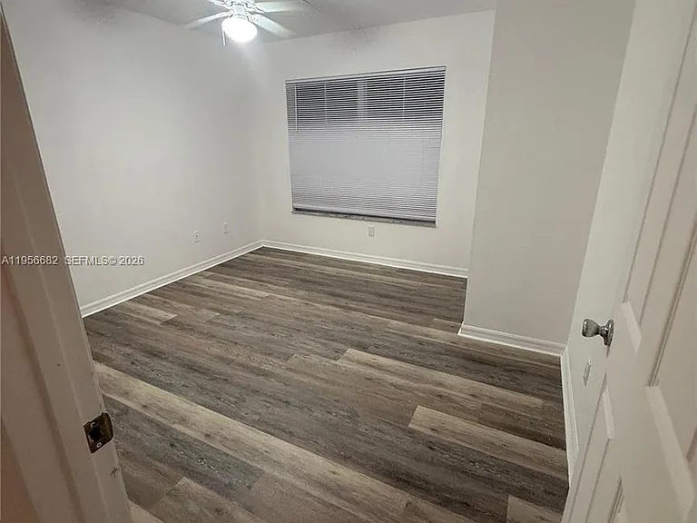 4003 Santa Maria Dr #101 — Photo 11