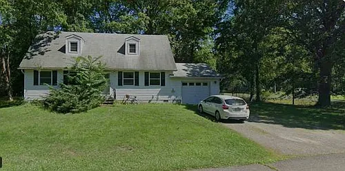 13 Memorial Dr Photo 1