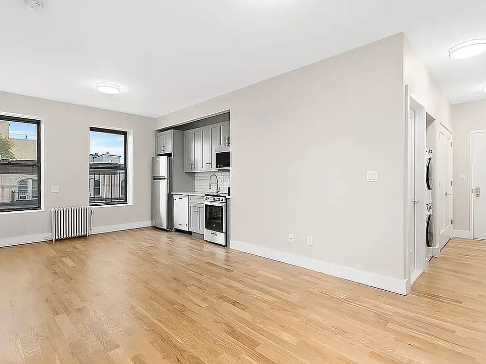 1st image of 369 7th Ave #2C