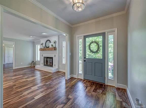 3rd image of 202 Belwood Dr