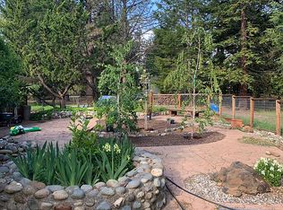 1569 McMahon Rd, Lakeport, CA 95453