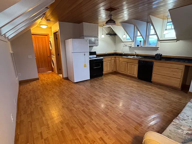 3502 Hanson Rd — Photo 5