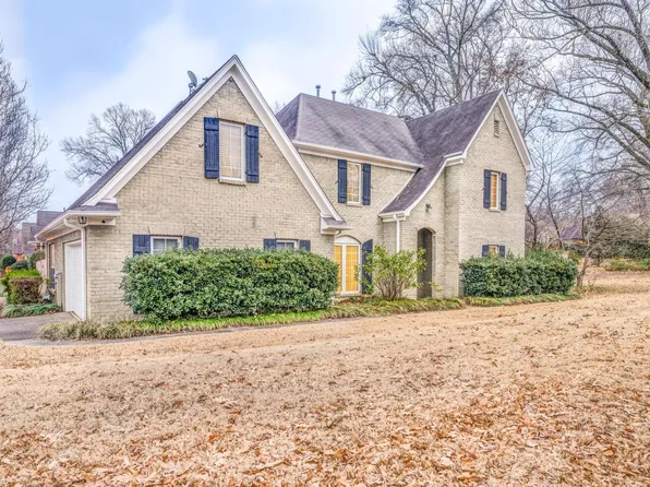 422 McElroy Rd, Memphis, TN 38120