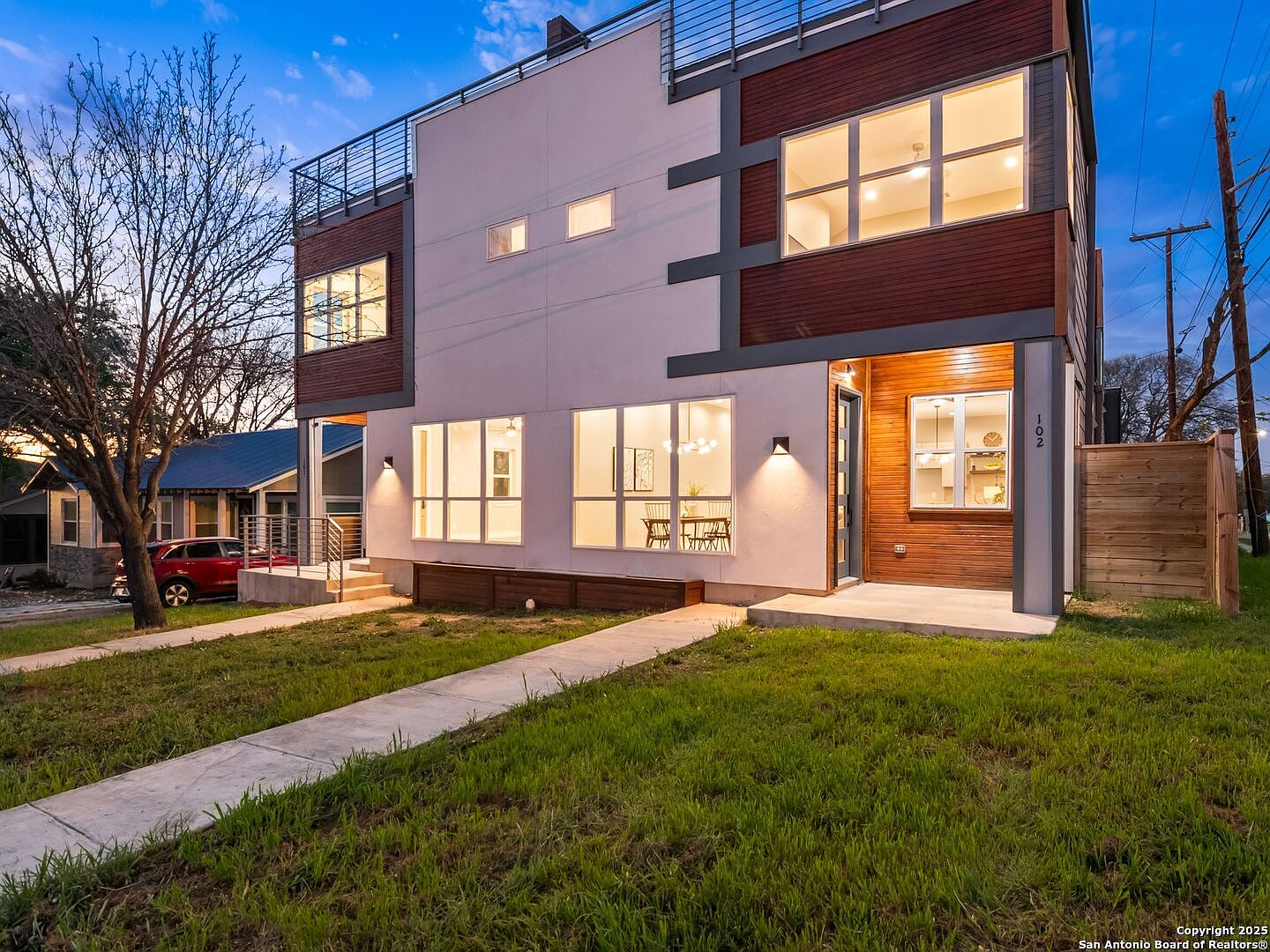 159 Davis Court #102