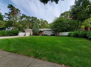 37 Foxborough Rd, Ocean View, NJ 08230