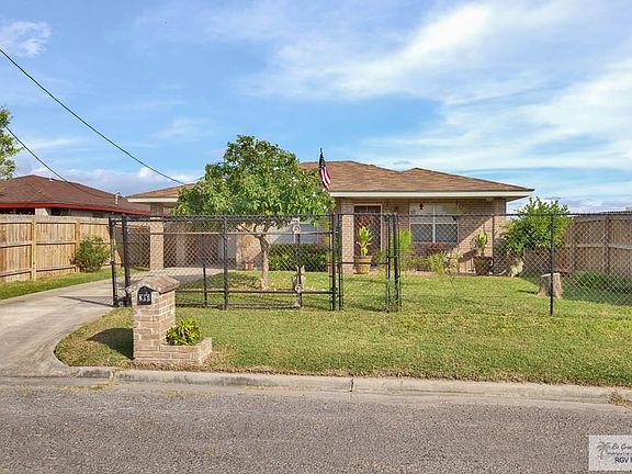 4th image of 389 Avenida Del Sol