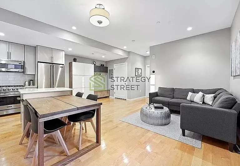 246 Boston St #1 — Photo 4