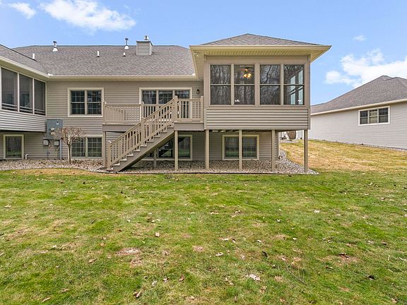 2nd image of 247 River Park Dr