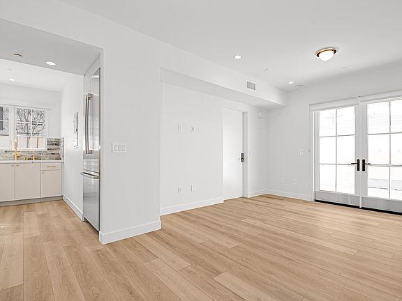5th image of 7914 W Norton Ave