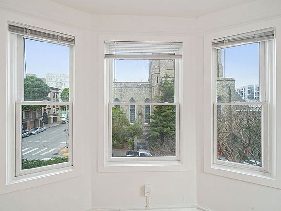 3rd image of 1530 Gough St #70a2ea836