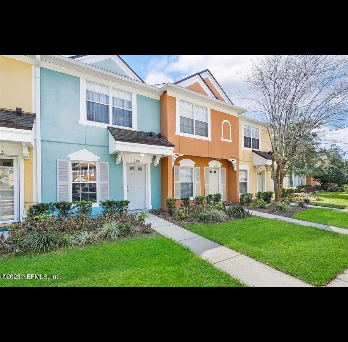 2 bed, 1.5 bath, 1100 sqft, $1,750 — Photo 1