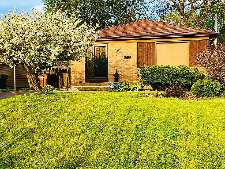 1st image of 6462 N Pine Shore Dr