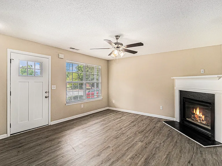 128 Prity Ct — Photo 11