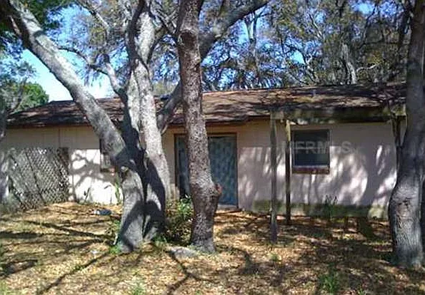 3642 Chalet Ct — Photo 2