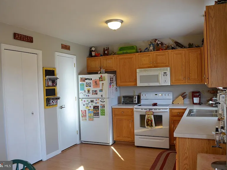 133 Chelmsford Dr — Photo 8