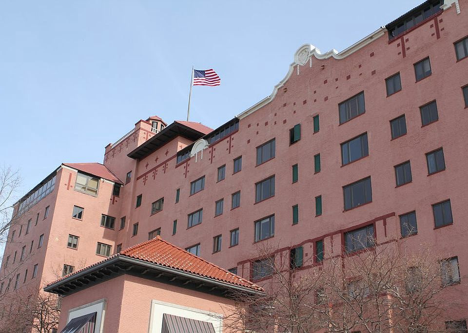 1st image of 19000 Lake Rd APT 11