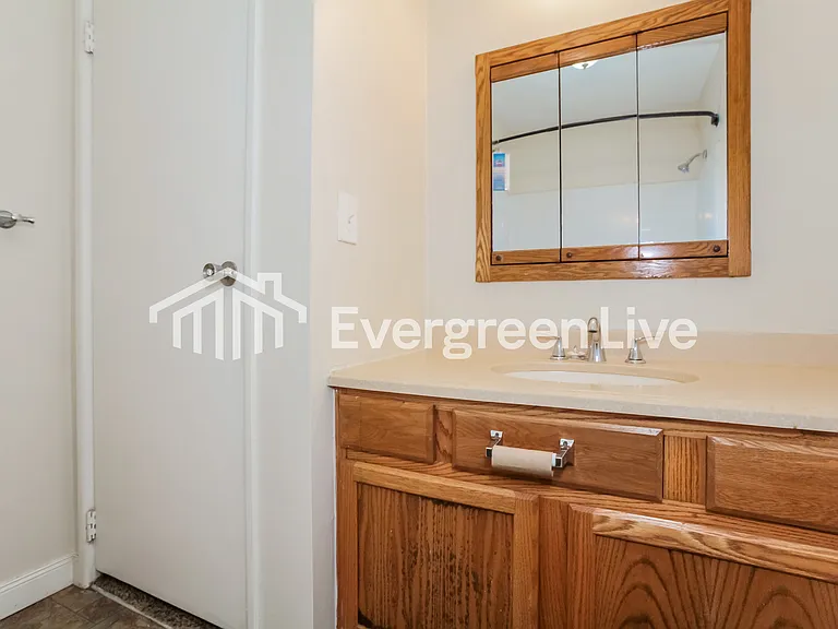 11690 Hamlet Rd — Photo 13
