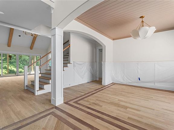 4th image of 539 Doub Rd