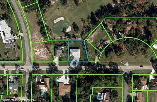 2nd image of 3328 Golfview Rd