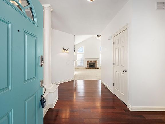 4th image of 1327 Donahey St