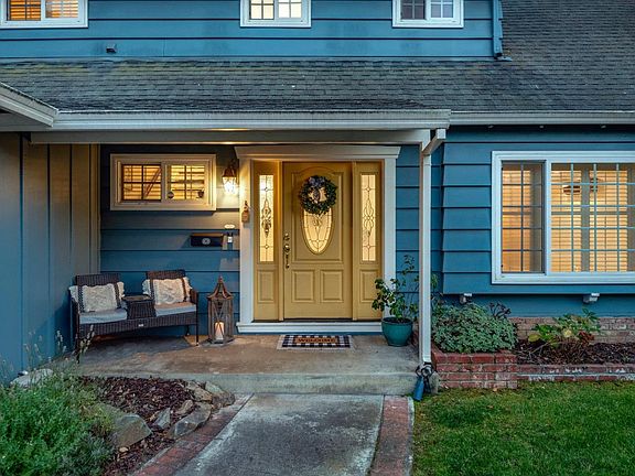 5th image of 4064 Teale Ave