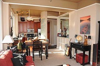 3rd image of 300 S 16th St APT 1005