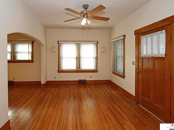 4th image of 3558 S 51st St